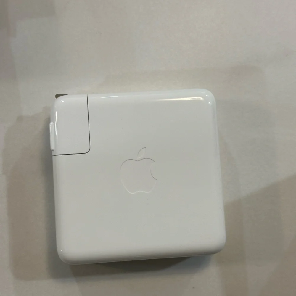 Apple 87W USB-C Power Adapter